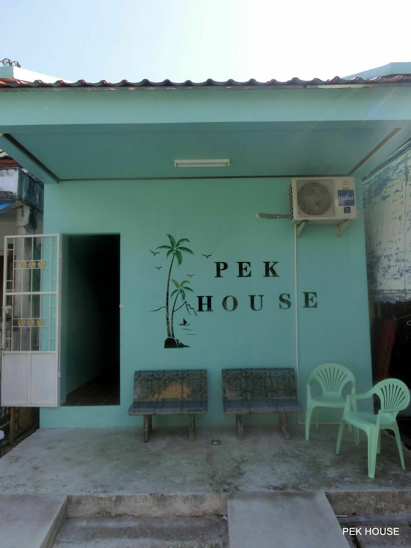 Pek House Appartement Phuket Buitenkant foto